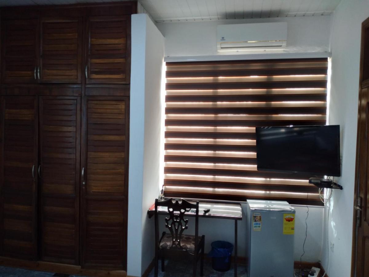 Van Der Salle Accra Exterior foto