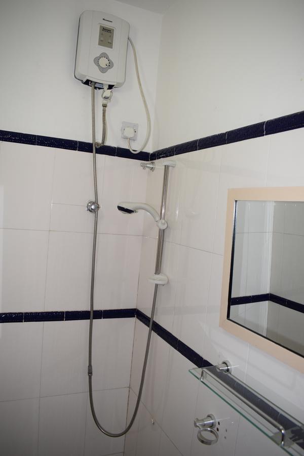 Van Der Salle Accra Exterior foto